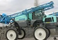 Самоходный опрыскиватель Berthoud Raptor 3240