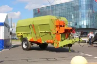 Измельчитель-раздатчик кормов МИРК-130